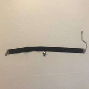 NWOT ASOS Black Velvet Skull Charm Choker